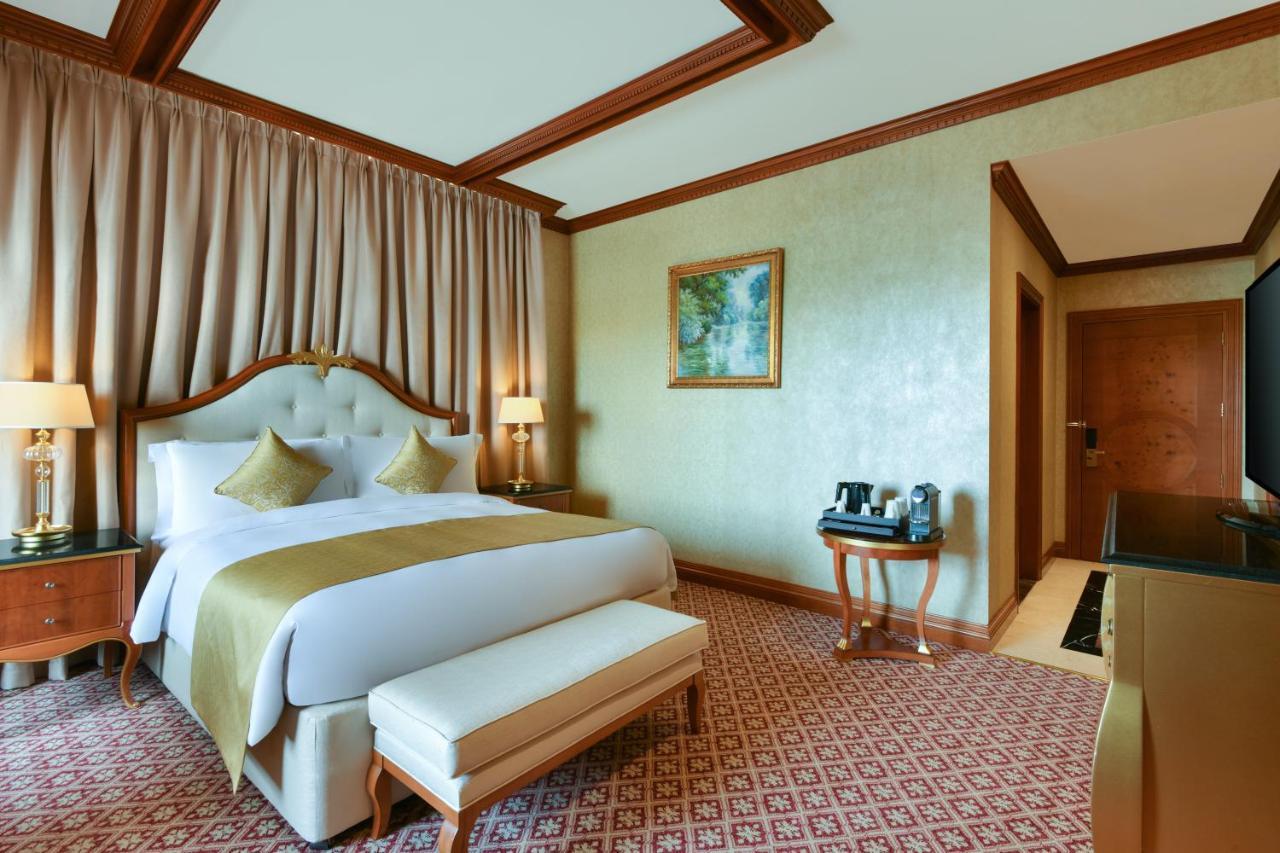 Otel Al Aziziyah Boutique 5*